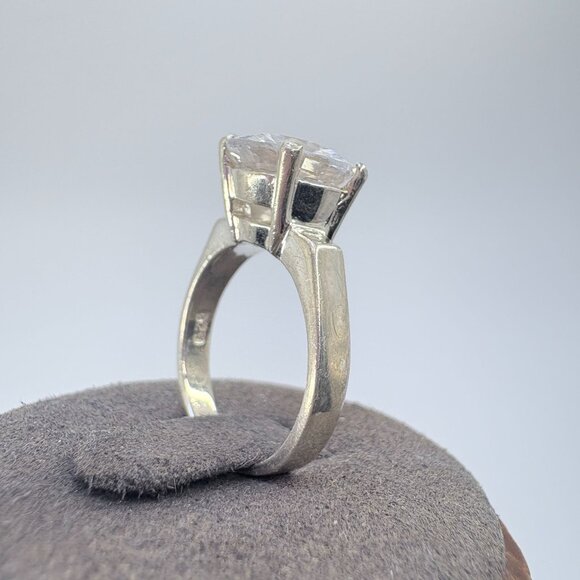 VTG Sterling Silver 925 Cubic Zirconia Prong Set Statement Ring Size 6.75 - Picture 2 of 8
